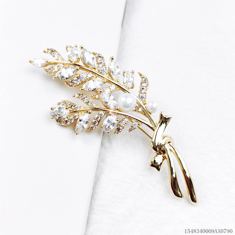2021 New Sense Wheat Ear Leaf Pearl Brooch Women Suit Accessories Corsage Decoration