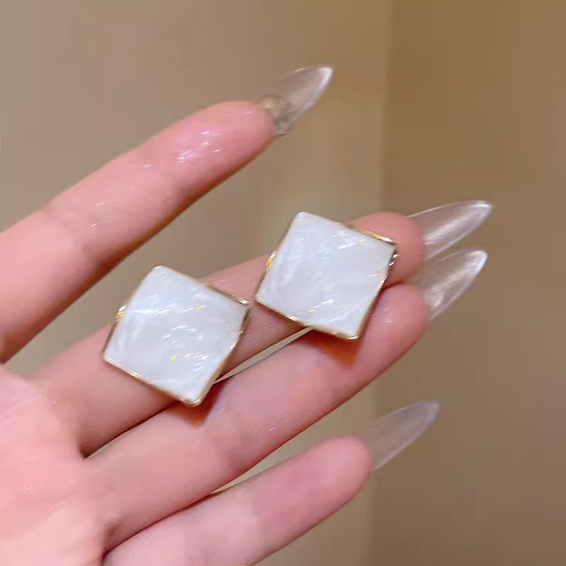 Irregular Geometric Enamel Drop Earrings Women 2025 New Stud Earrings Ear Accessories