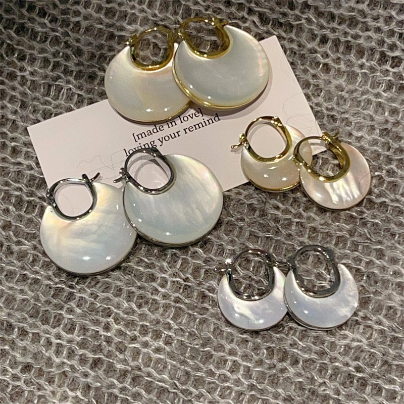 Natural White Mother-of-Pearl Ear Clips Old Money Style New Heavy Craft Earrings Commute Ear Drops