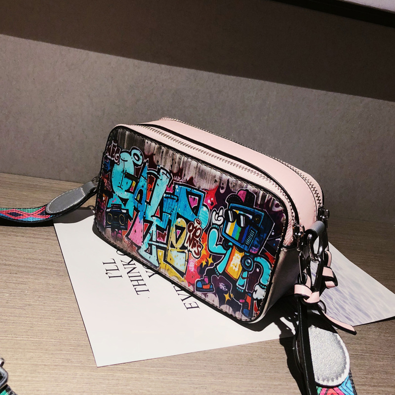 Texture Bag Crossbody 2026 New Graffiti Wide Strap Small Square Bag Single Shoulder Camera Bag