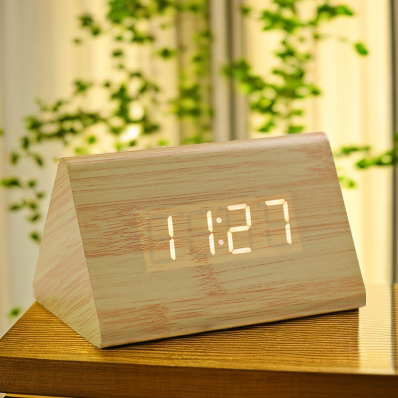 LED wooden clock, desktop silent electronic alarm clock, home decoration clock, USB and battery dual-use alarm clock