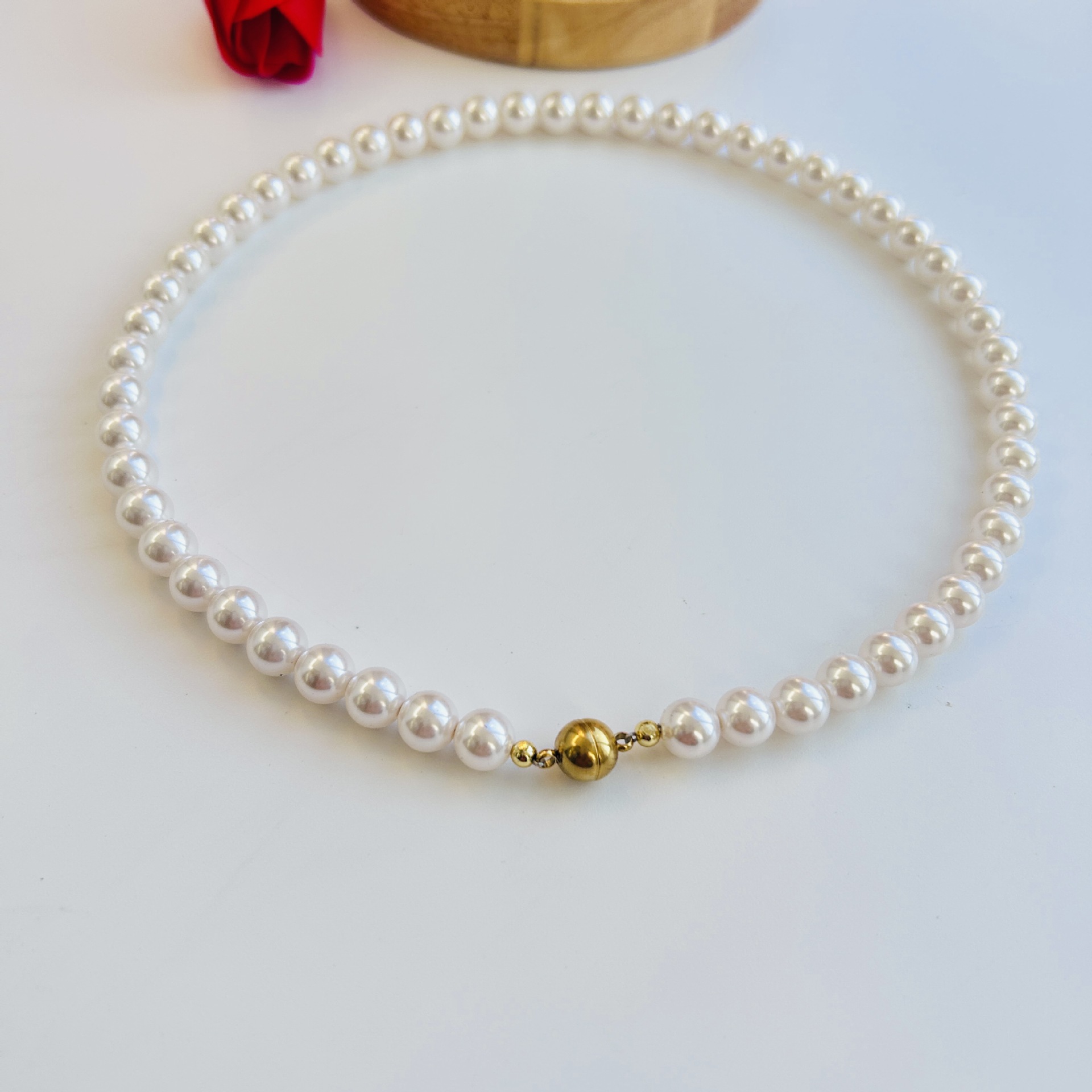 Japanese round strong light imitation pearl necklace for women collarbone chain sterling silver buckle simple magnetic clasp neck chain