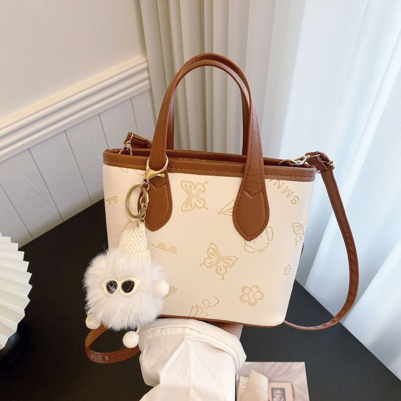 Large Capacity Women 2025 New Spring Texture Handbags Shoulder Bags Butterfly Embossed Commute Bucket Bags