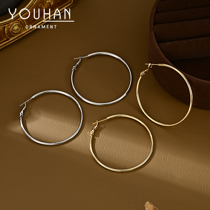 2025 new S925 silver needle exaggerated ear hoop simple smooth surface earrings ear studs