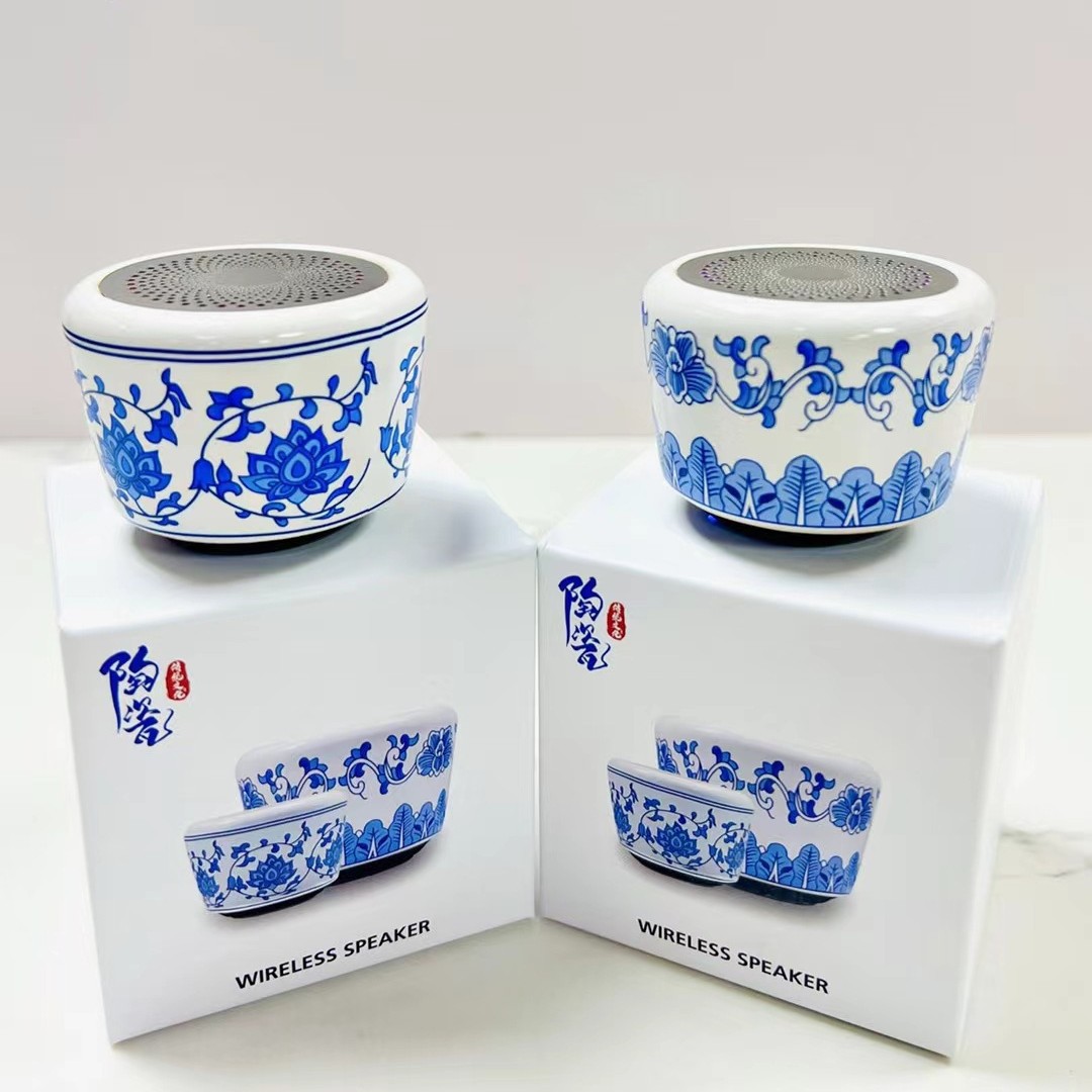 New ceramic craft portable outdoor mini Bluetooth memory card small steel cannon speaker