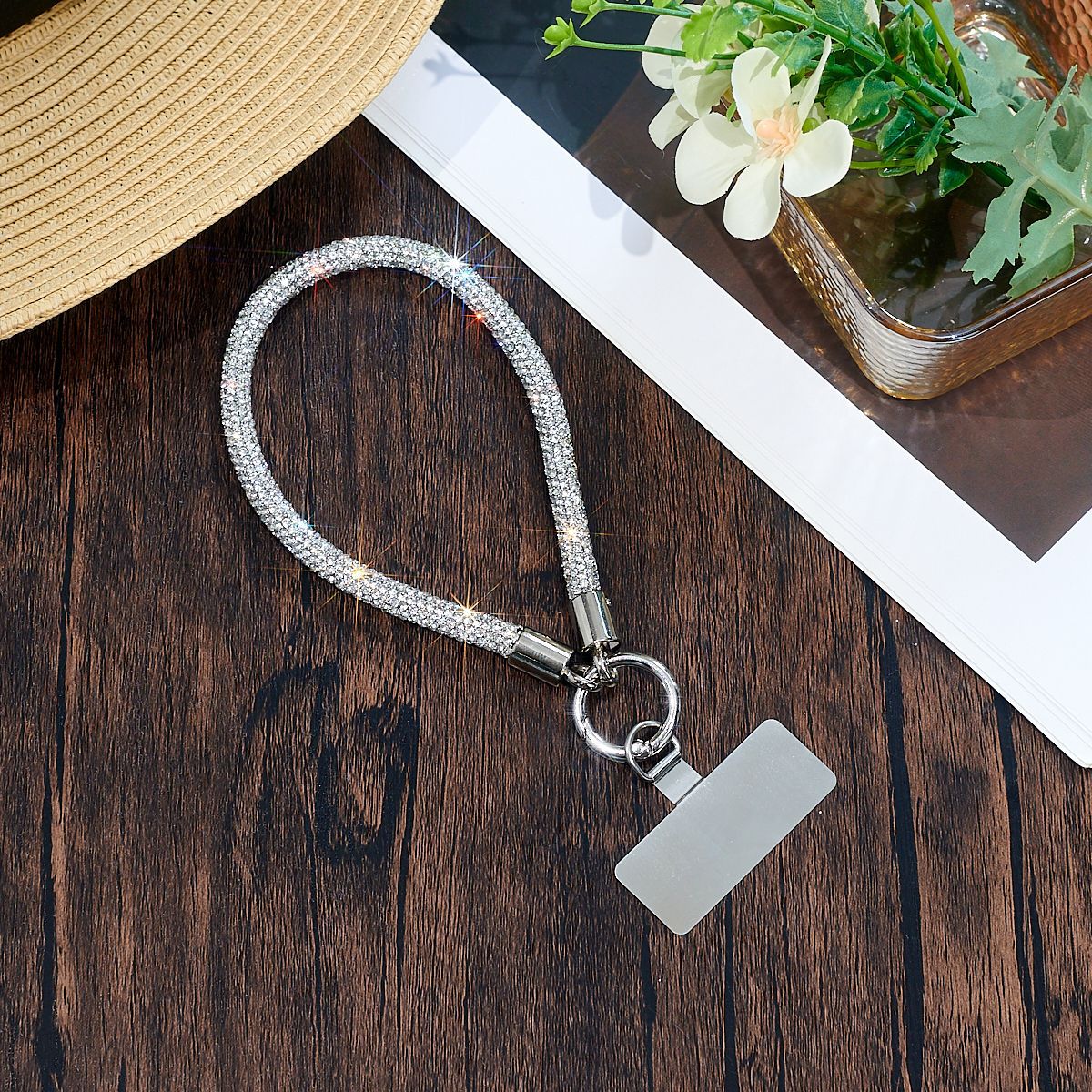 Mobile phone lanyard rhinestone short hanging chain hand wrist phone hanging ornament phone chain