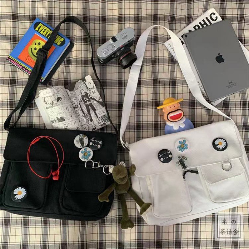 2026 new canvas bag women bag crossbody bag small daisy cute single shoulder large capacity school bag