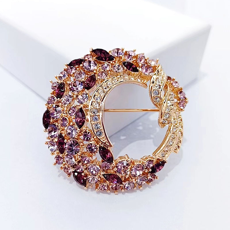 Autumn Winter New Purple Crystal Flower Women Brooch Exquisite Coat Corsage Pin Accessories