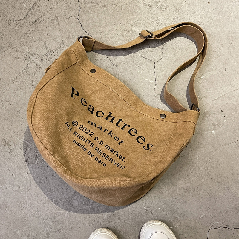 Letter canvas bag women's 2022 new tote bag student class crossbody bag large capacity single shoulder bag