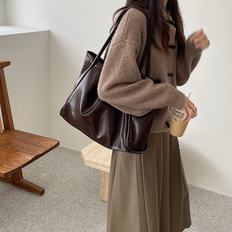 Women's Bag New Handheld Large Tote Bag Large Capacity Single Shoulder Casual Underarm Bag
