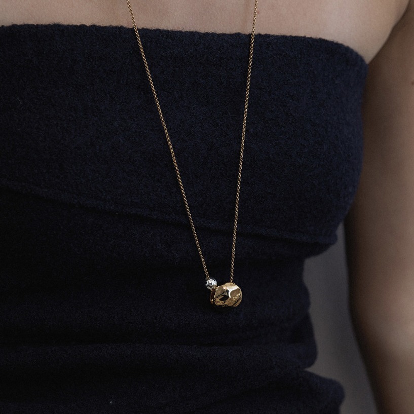 Gold and silver contrasting small bead necklace for women, copper plated 18k gold, simple casual sweater chain