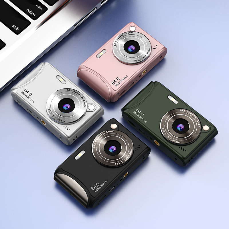 New Q18 Digital Camera for Students Can Take Photos and Transfer to Phone Small Portable Camera