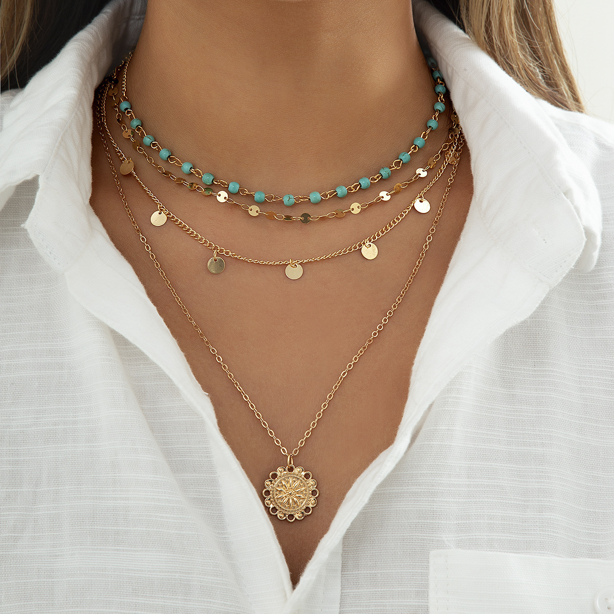 Jewelry Ethnic Style Turquoise Collar Necklace Women Simple Metal Flower Disc Sequins Necklace