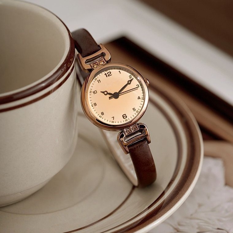 Style belt women's quartz wristwatch digital watch women's simple live streaming