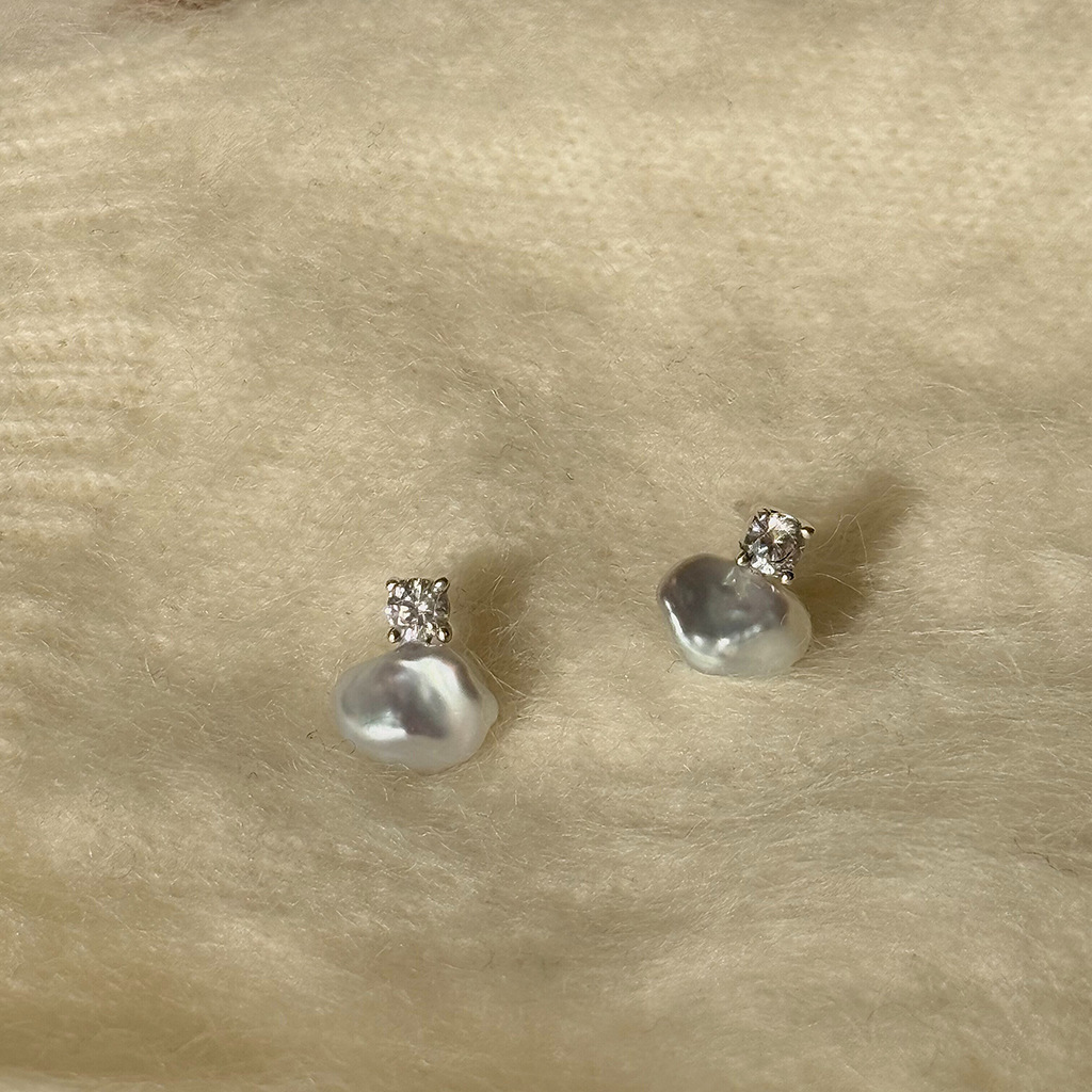 Natural Freshwater Baroque Pearl Earrings Women S925 Silver Needle Earrings