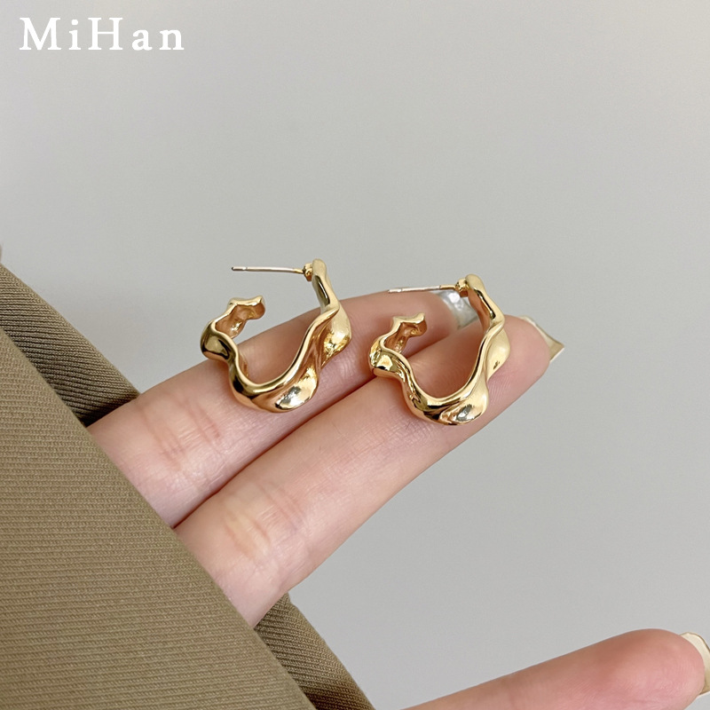 S925 silver needle irregular metallic ear studs hip-hop new earrings simple niche new ear accessories 6418