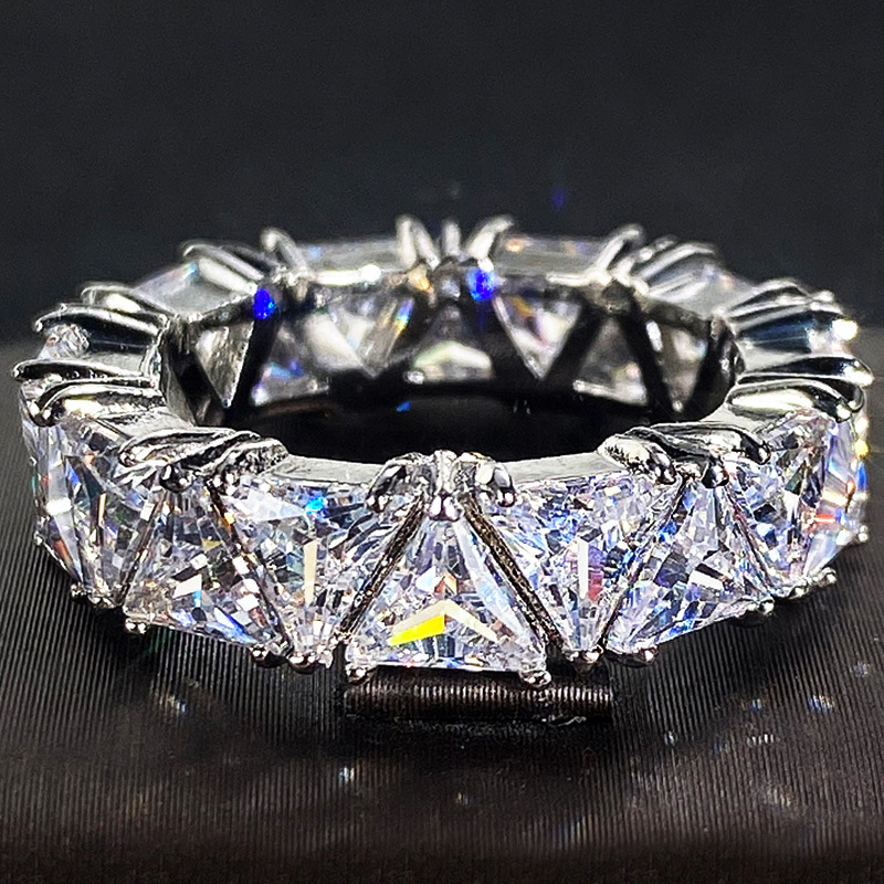 Cao Shi Jewelry Full Pavé Single Row Triangle Titanium Zircon Ring Women's Gift Ring