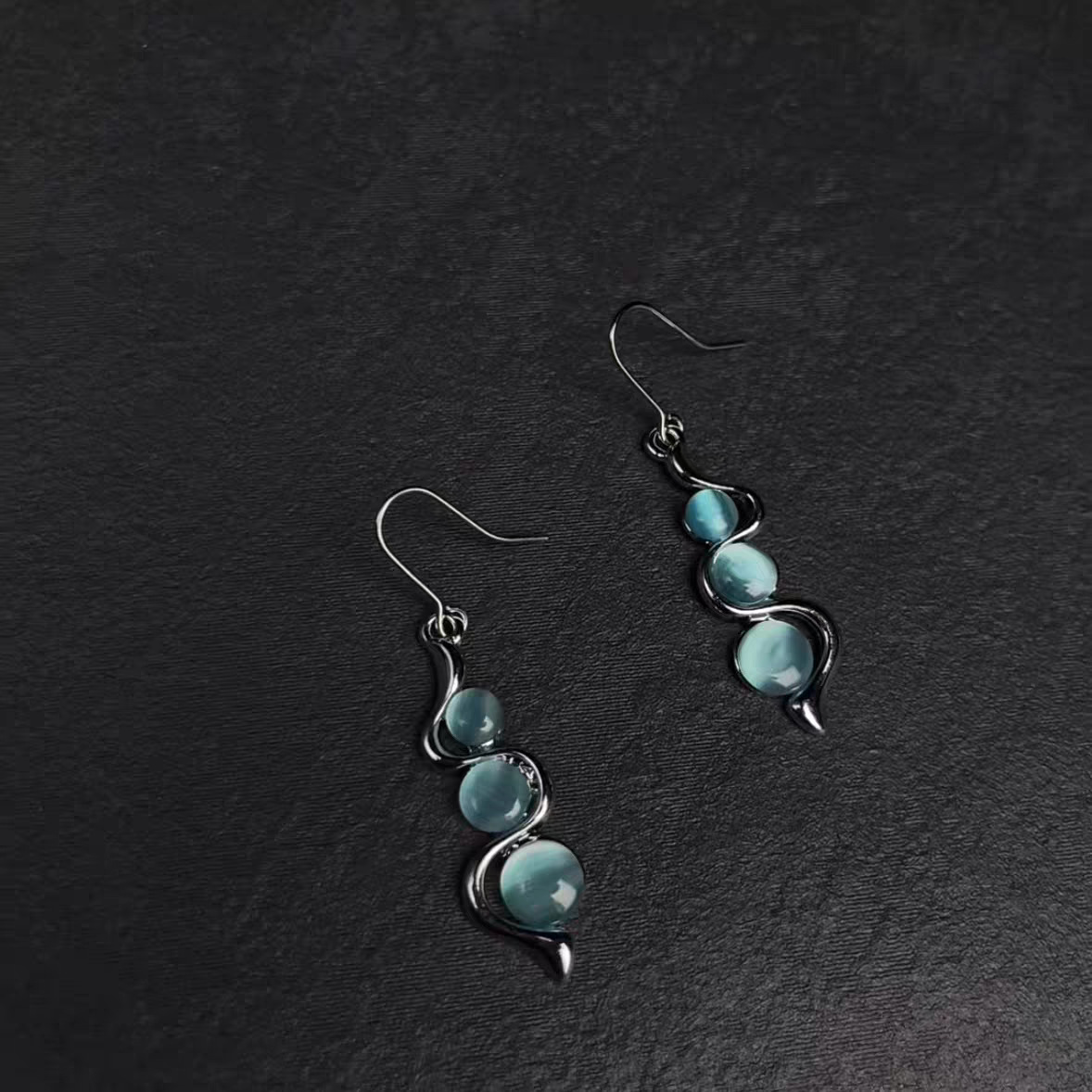 Simple Blue Cat Eye Round Bead Curved Wave Ear Hook Ear Accessories