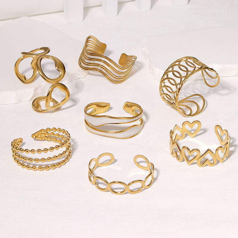 Geometric simple bracelet love flower gold-plated stainless steel bracelet women
