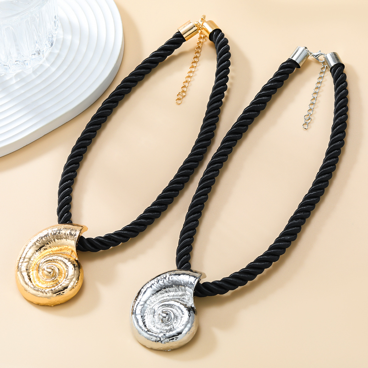 New beach vacation style conch necklace black cord pendant women exaggerated alloy pendant necklace