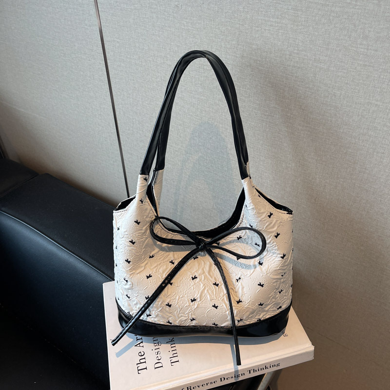 Niche Bow Bags Women 2025 New Shoulder Underarm Bags Handbags Work Commute Handbags