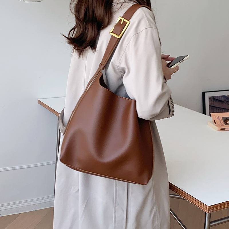 Large Capacity Bag for Women 2026 New Bucket Bag Single Shoulder Crossbody Tote Bag