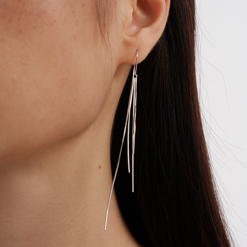 Round Face Ear Chain for Women Long Snake Bone Chain Tassel Earrings