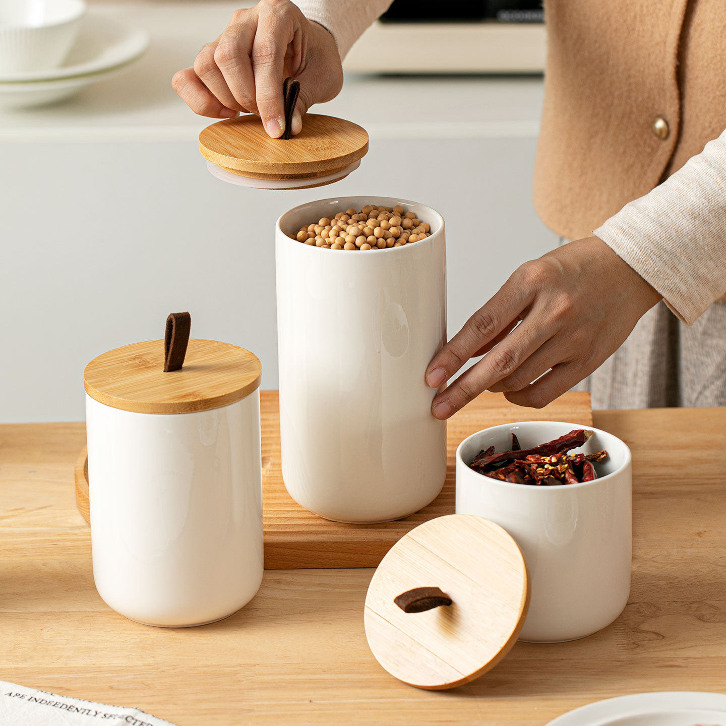 Ceramic storage jar with airtight lid silicone ring water cup lid home food jar cup lid tea canister customizable logo