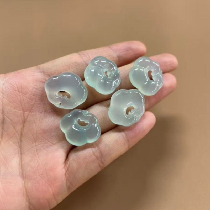 Ice Seed Chalcedony Auspicious Cloud Lock Pendant Couple Ruyi Lock Peace Lock Agate Jade Pendant Live Broadcast