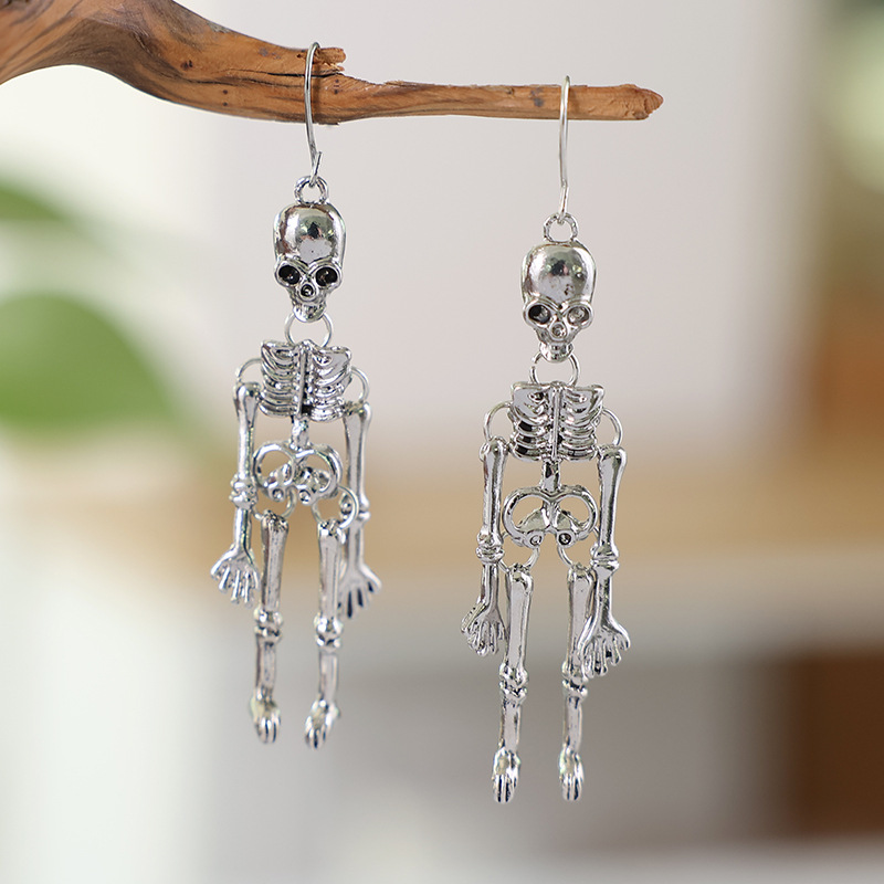 New Skull Earrings Ear Studs Men Women Halloween Skull Body Earrings