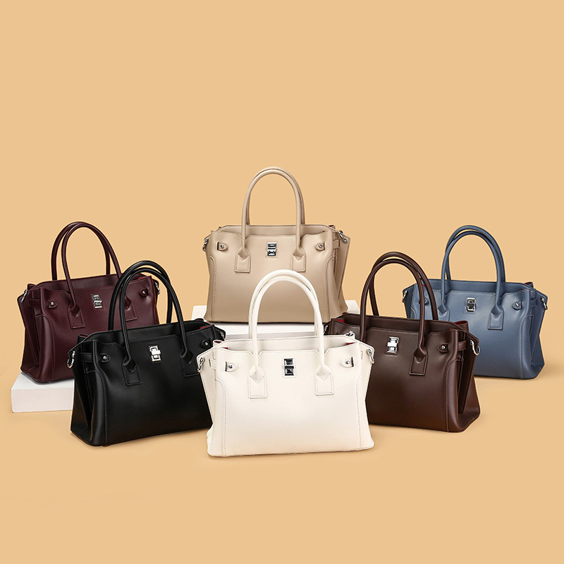 Textured Handbag Women's 2026 New Commuter Women's Bag Middle-aged Lady Mother Bag Large Bag Bags