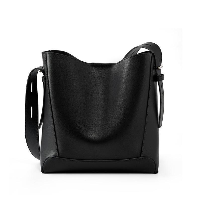 Bags 2026 New Women's Underarm Crossbody Bag Single Shoulder Large Capacity Commuter Bucket Bag Casual One