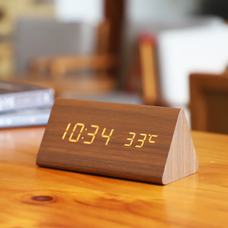 Wooden LED Electronic Clock Table Desktop Digital Night Light Silent Alarm Clock Simple Student Desktop Bedside Decoration