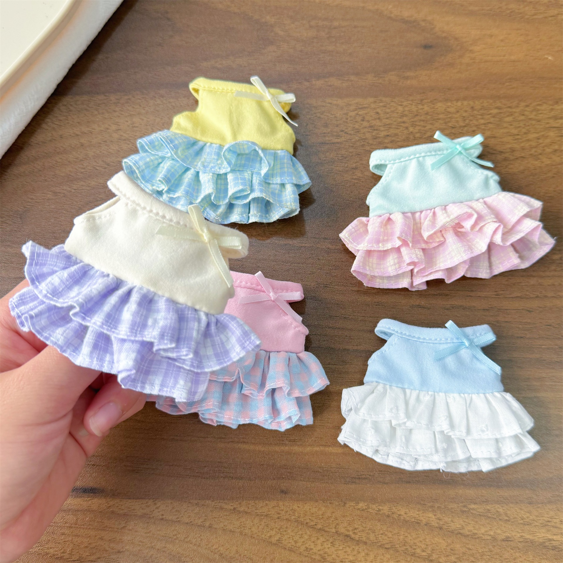 New crying baby spring and summer bubble dress 10cm cotton doll plush doll clothes kitty mini clothes