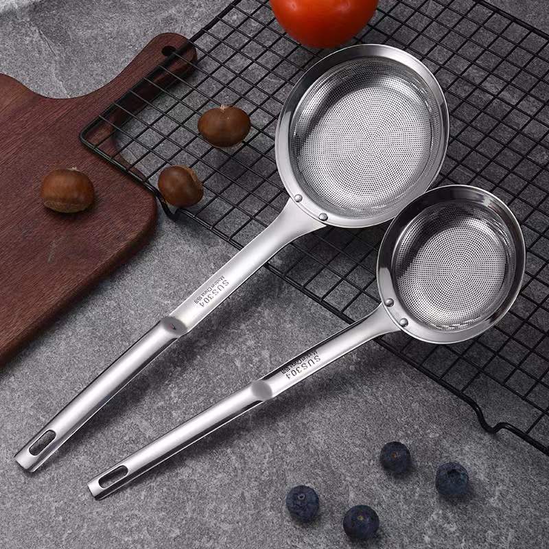 304 stainless steel oil strainer spoon, kitchen tool, hanging oil skimmer, oil residue filter mesh spoon, foam skimmer