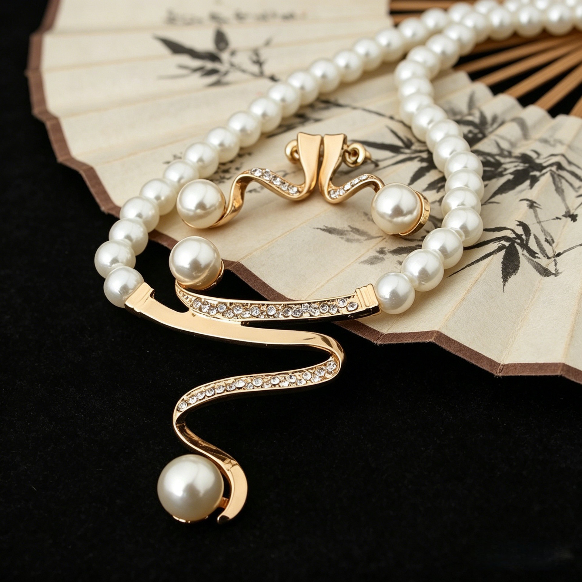 Pearl Necklace and Earring Set Deep V Collarbone Pearl Pendant