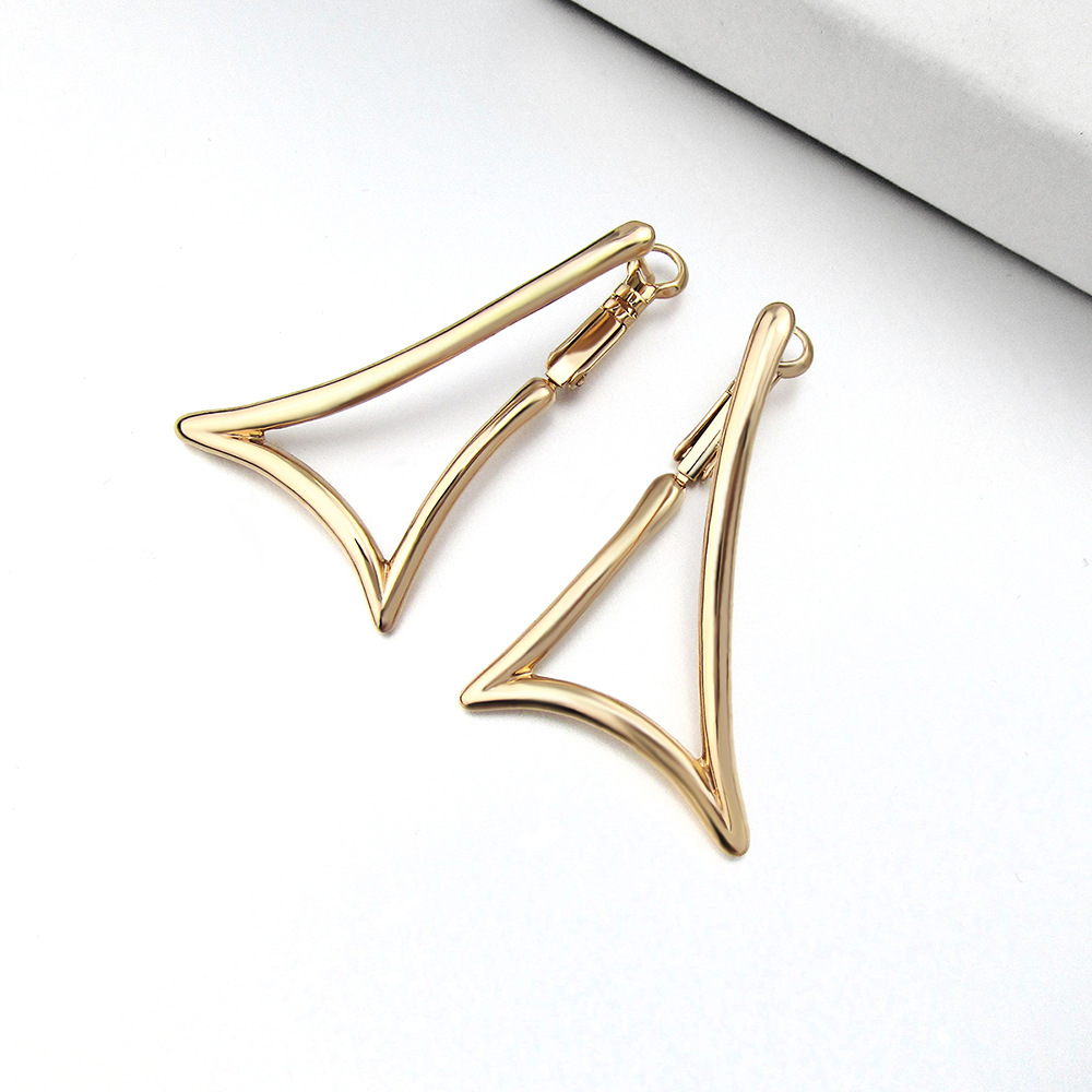 New Exaggerated Smooth Large Triangle Earrings Ear Stud Earrings Women Smooth Surface Earrings
