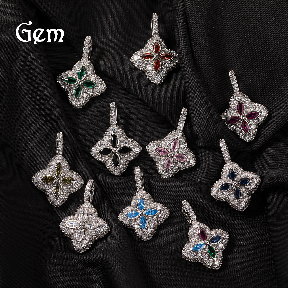 Hip Hop Vintage Four-Leaf Clover Pendant Sweater Necklace Exquisite Colorful Four-Leaf Clover Necklace Women