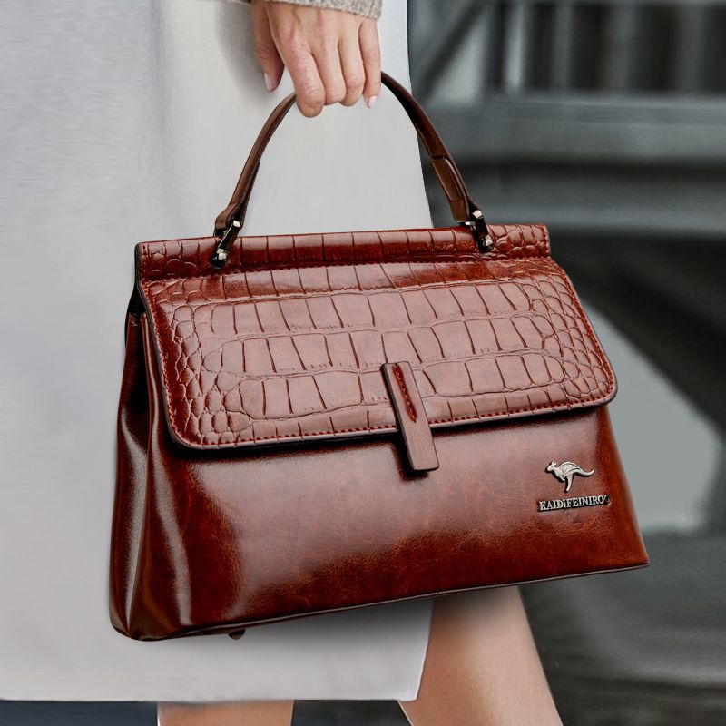2025 New Waxed Leather Handbag Women's Shoulder Tote Commuter Handbag Handbags Department Store Counter