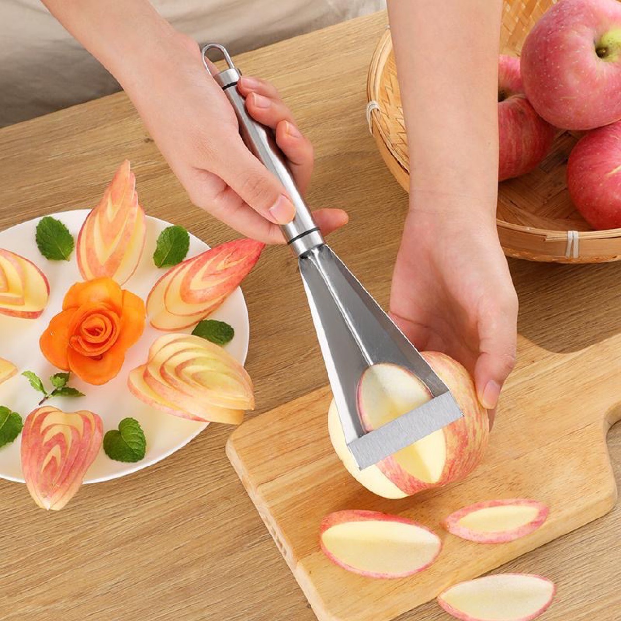 Apple Triangle Push Knife Fruit Stainless Steel Decorative Fruit Plate Knife Carving Restaurant Plating Apple Push Knife