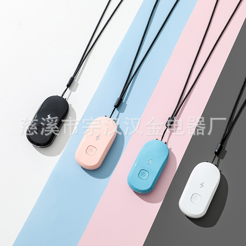 Portable neck-worn air purifier small mini negative ion personal necklace wearable to remove second-hand smoke