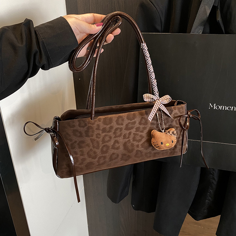 Autumn Niche Leopard Print Bags Women Large Capacity 2025 New Casual Niche Shoulder Underarm Bags Work Commute Bags