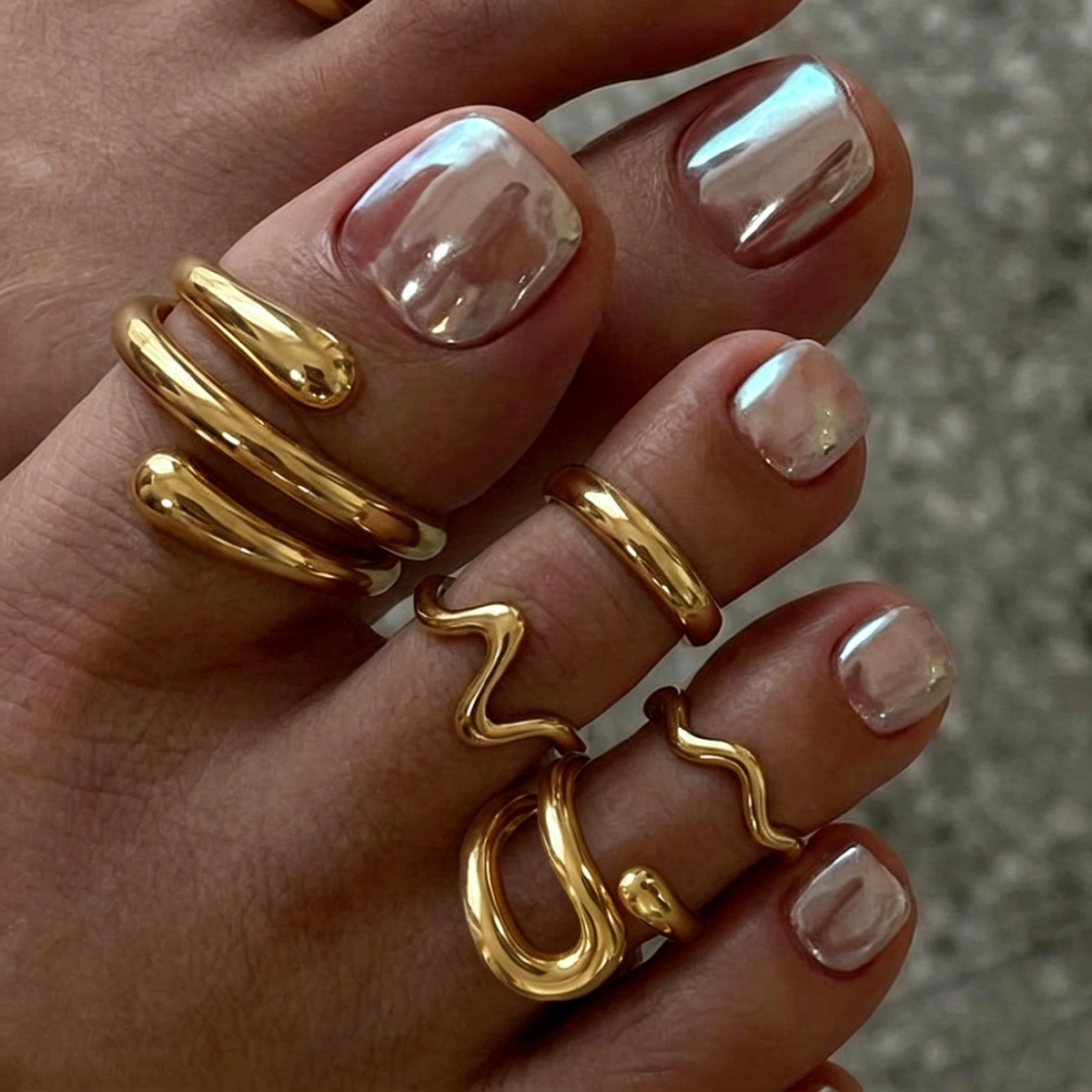 Irregular metal layered toe ring beach resort style open layered toe ring