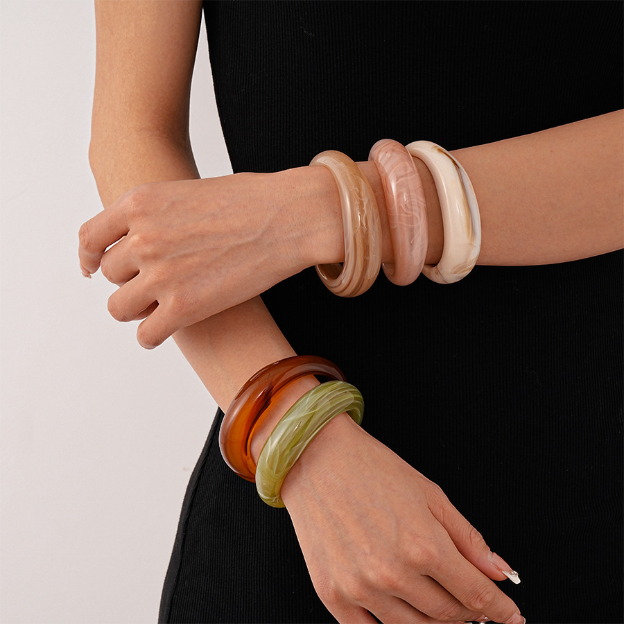 Smooth Gradient Acrylic Geometric Open Bangle Simple Candy Color Bracelet for Women