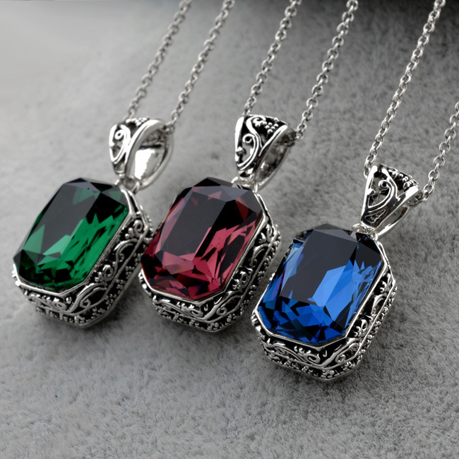 New Necklace Ancient Pattern Crystal Necklace Women Accessories 77221