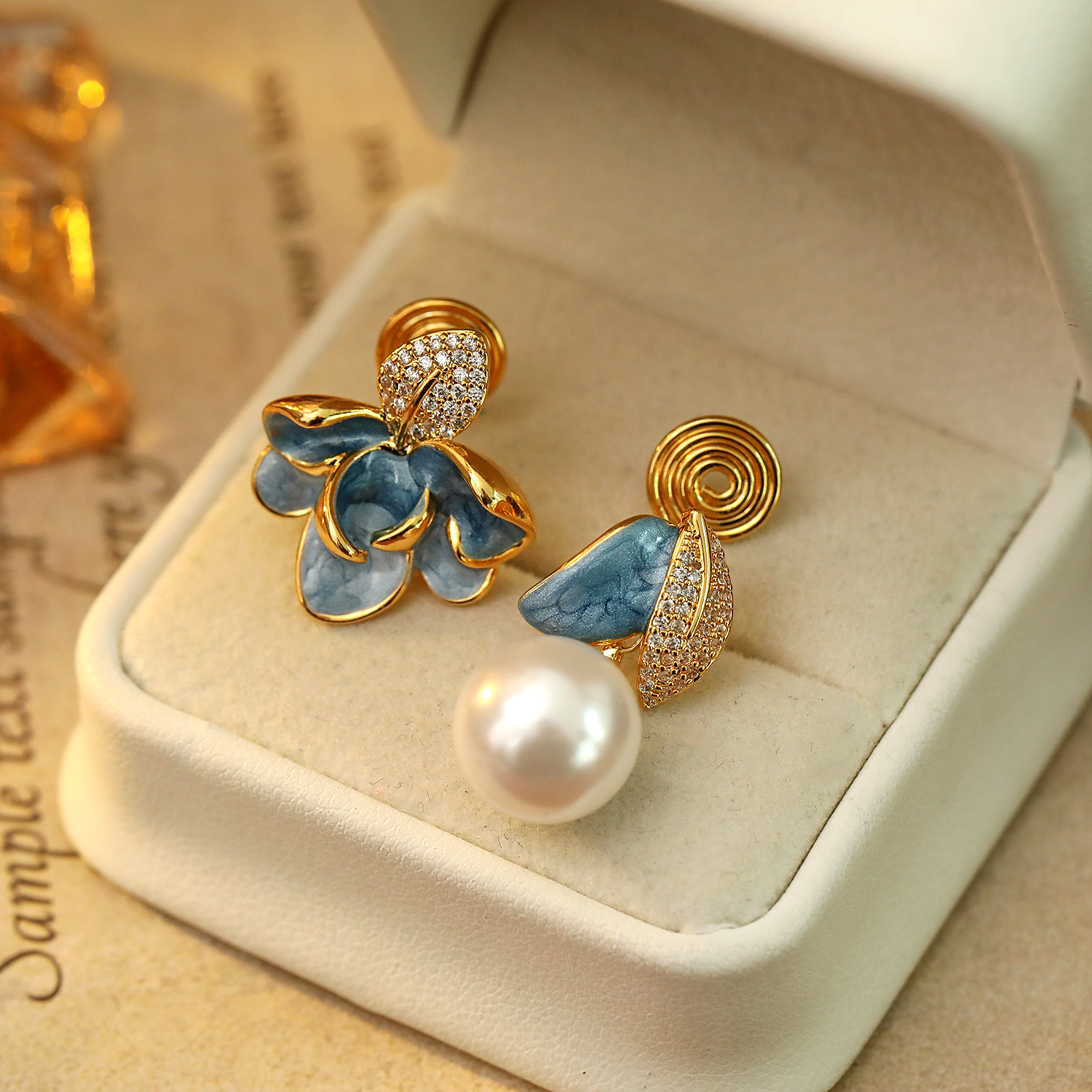Enamel Drip Glaze Asymmetrical Leaf Ear Clip Inlaid Diamond Pearl Earrings No Ear Hole Chinese Palace Style Ear Drops