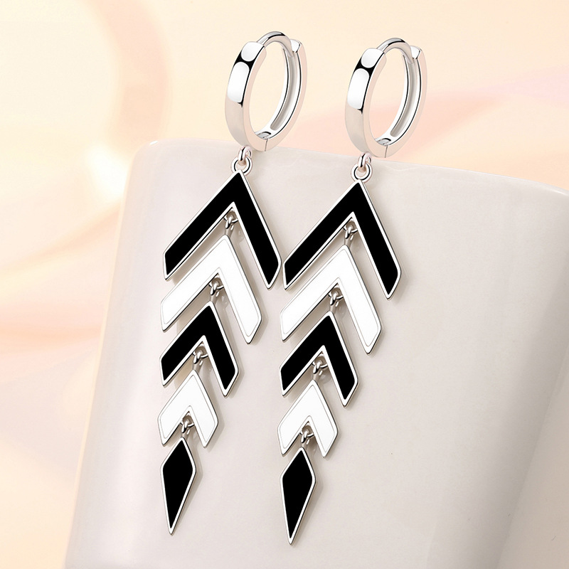 Earrings that rise higher and higher for women, arrow earrings, diamond-shaped earrings, drop earrings
