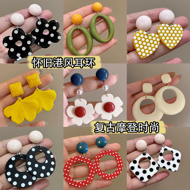 Exaggerated earrings playful girl red polka dot circle ear accessories dopamine ear studs