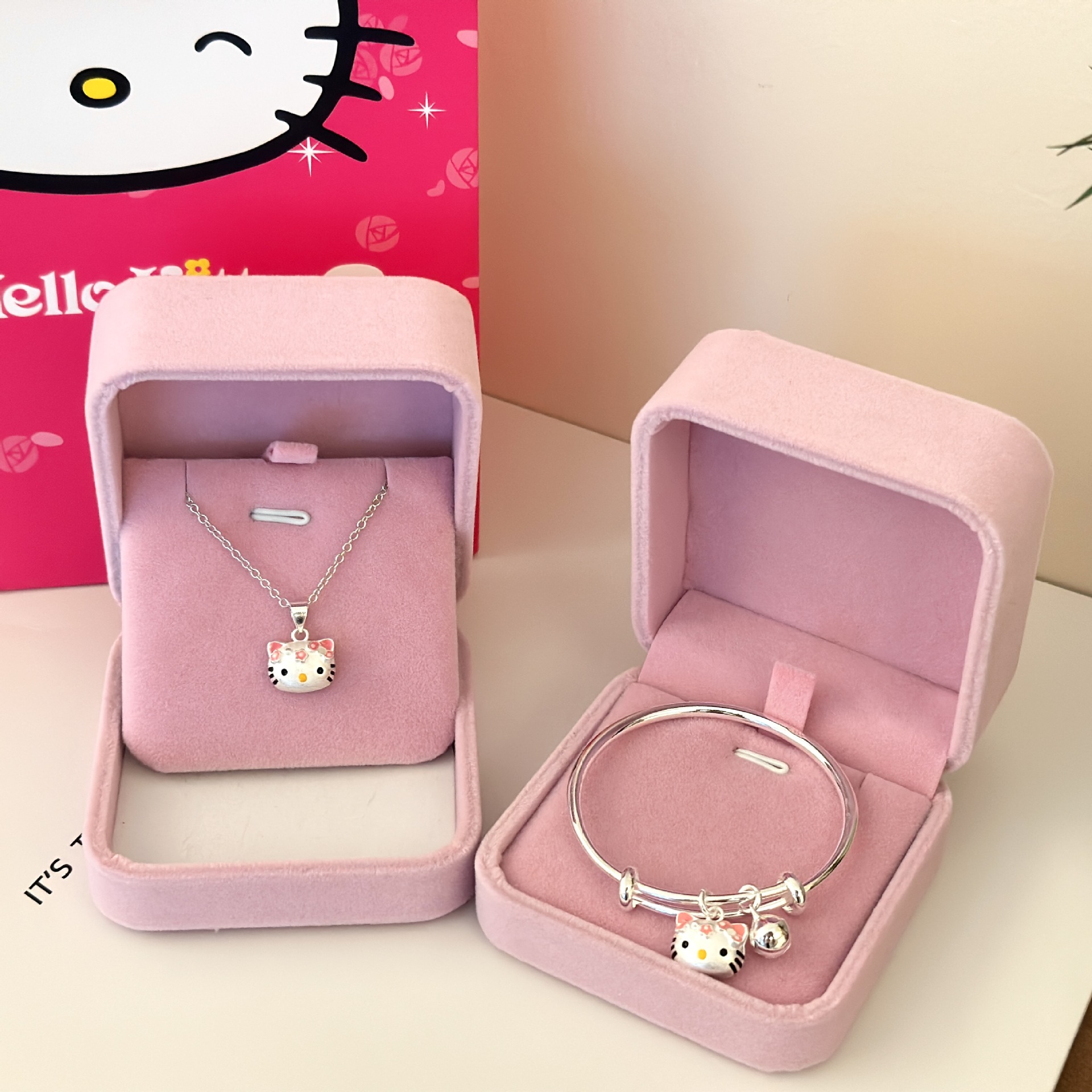 Birthday gift silver plated bracelet for women, sweet and cute Kitty pendant necklace baby children silver jewelry set for gift