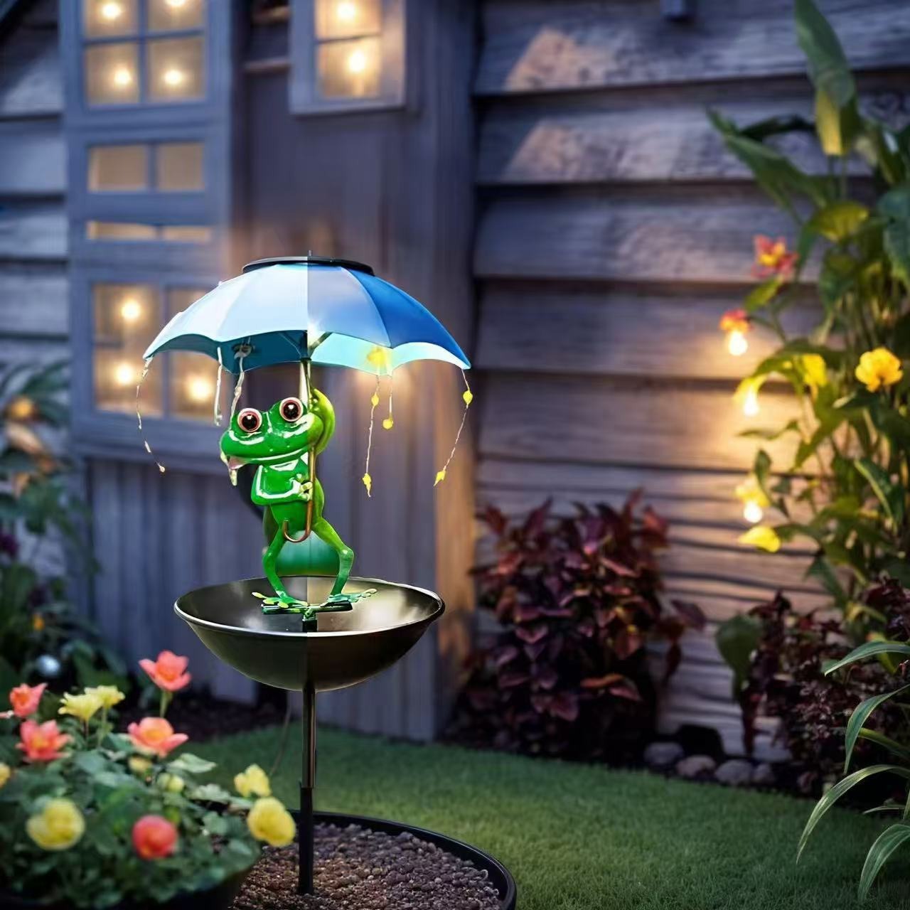 New Frog Holding Umbrella Bird Feeder Solar Light Iron Art Pastoral Scenery Animal Outdoor Garden Decoration